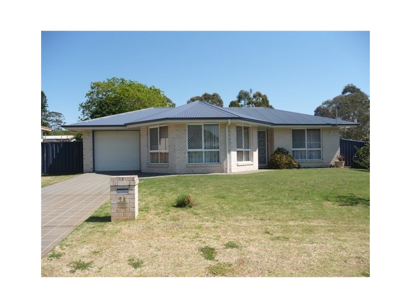 7A Esmond Street, Rockville QLD 4350