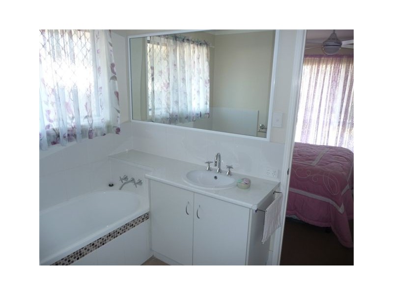 7A Esmond Street, Rockville QLD 4350