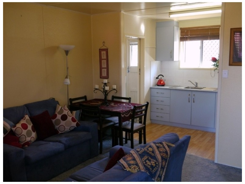 1/14 Ascot Street, Newtown QLD 4350