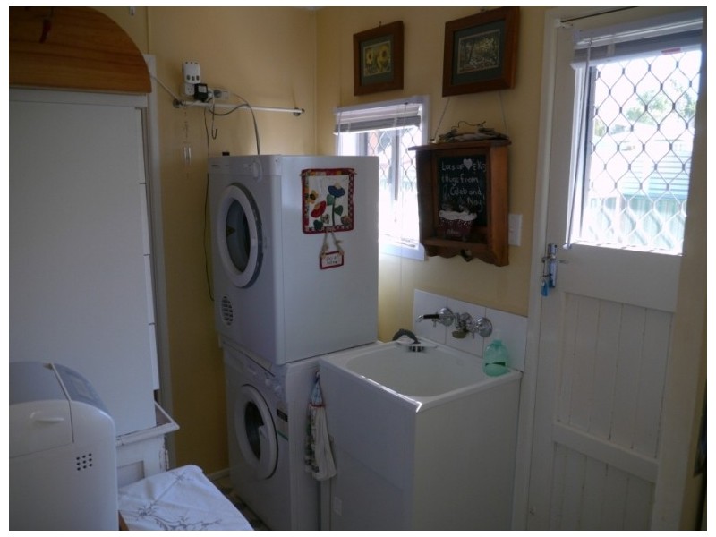 1/14 Ascot Street, Newtown QLD 4350