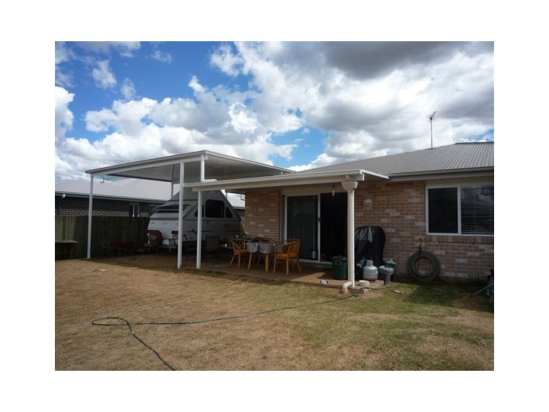 5 Clive Street, Oakey QLD 4401