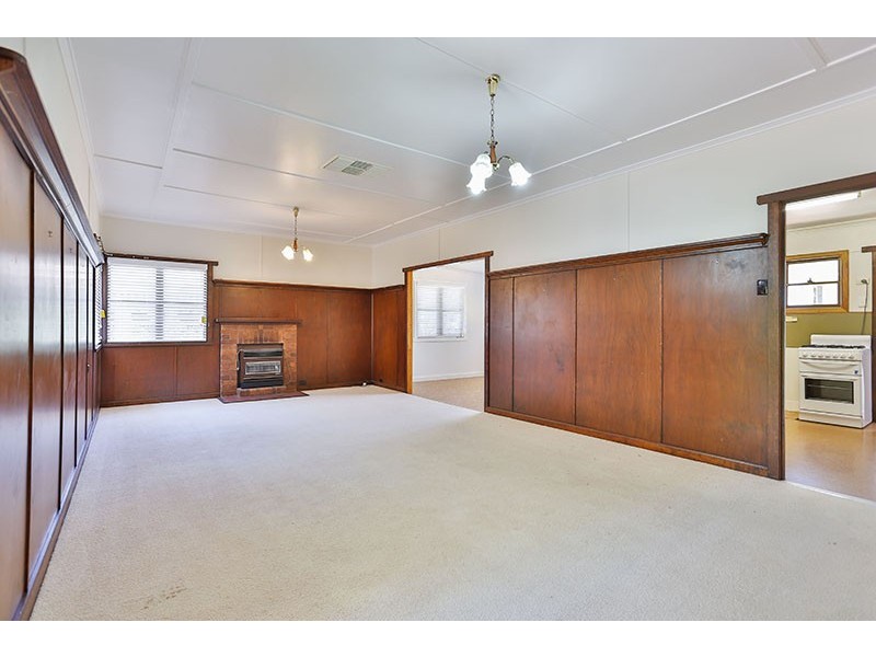 8 Campbell Street, East Toowoomba QLD 4350