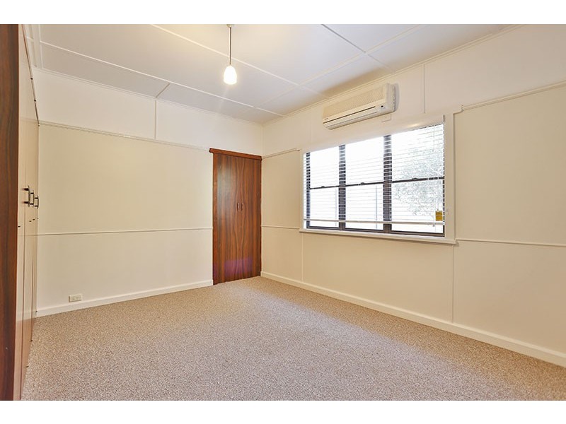 8 Campbell Street, East Toowoomba QLD 4350