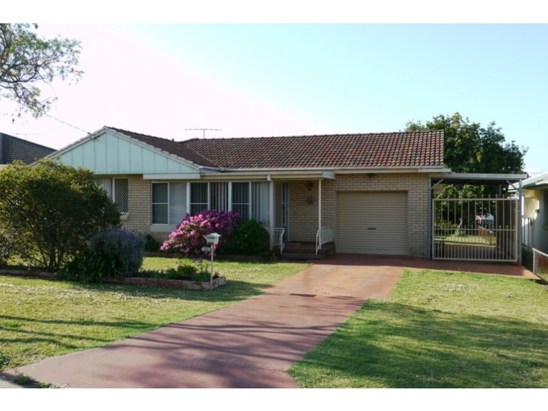 9 Canberra Street, Harristown QLD 4350