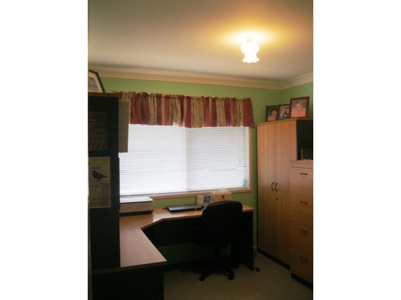 11 Eric Street, Cambooya QLD 4358