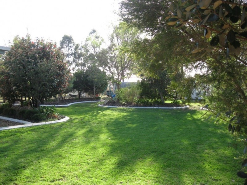 11 Eric Street, Cambooya QLD 4358