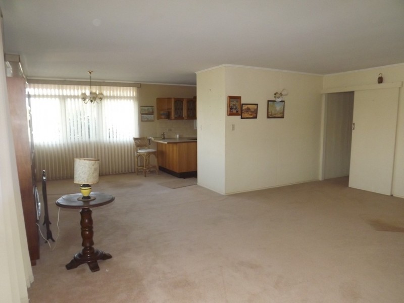 26 Catto Street, Centenary Heights QLD 4350