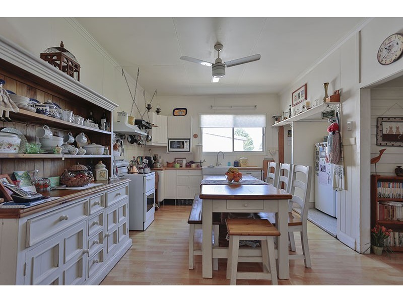 33 McIntyre Street, Centenary Heights QLD 4350