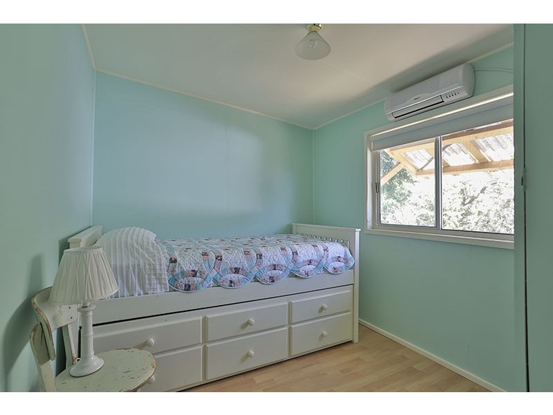 33 McIntyre Street, Centenary Heights QLD 4350