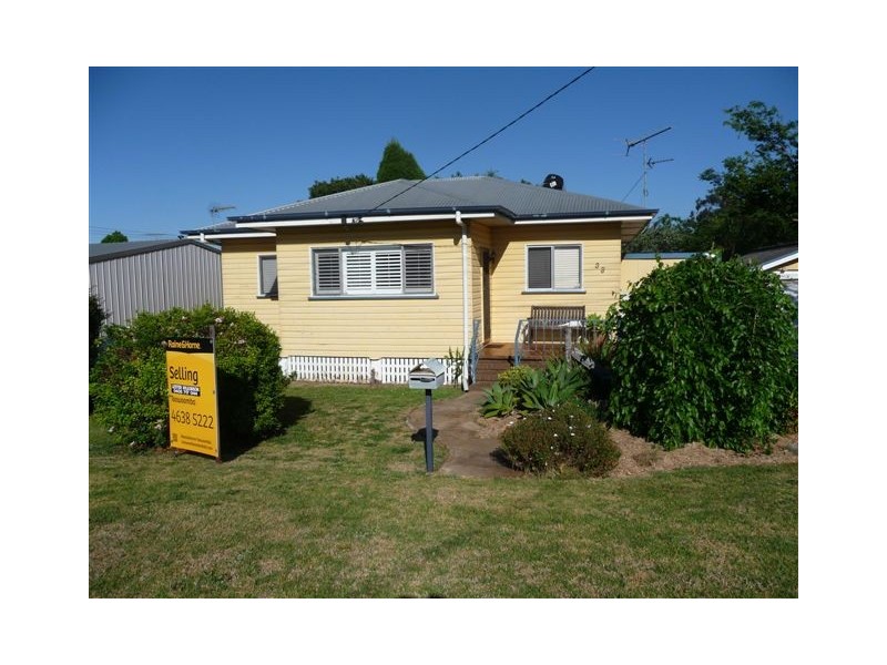 33 McIntyre Street, Centenary Heights QLD 4350