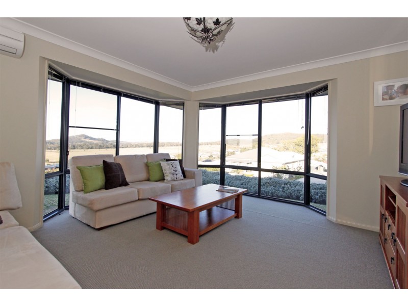 11 Edwin Street, Westbrook QLD 4350