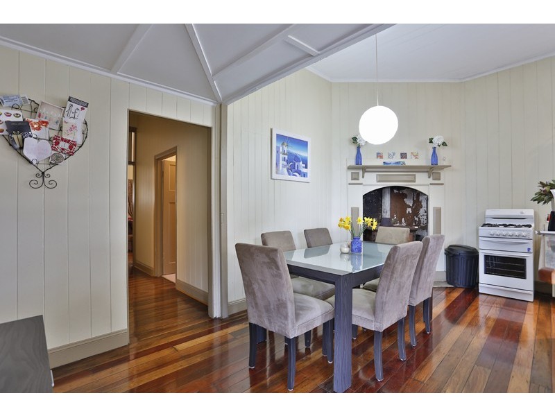 253 Geddes Street, Centenary Heights QLD 4350