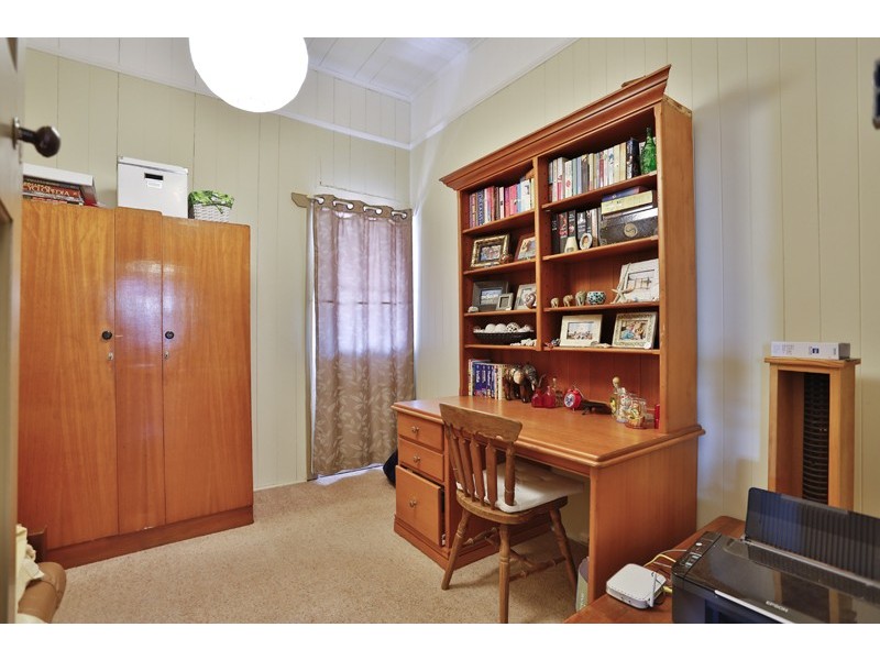 253 Geddes Street, Centenary Heights QLD 4350