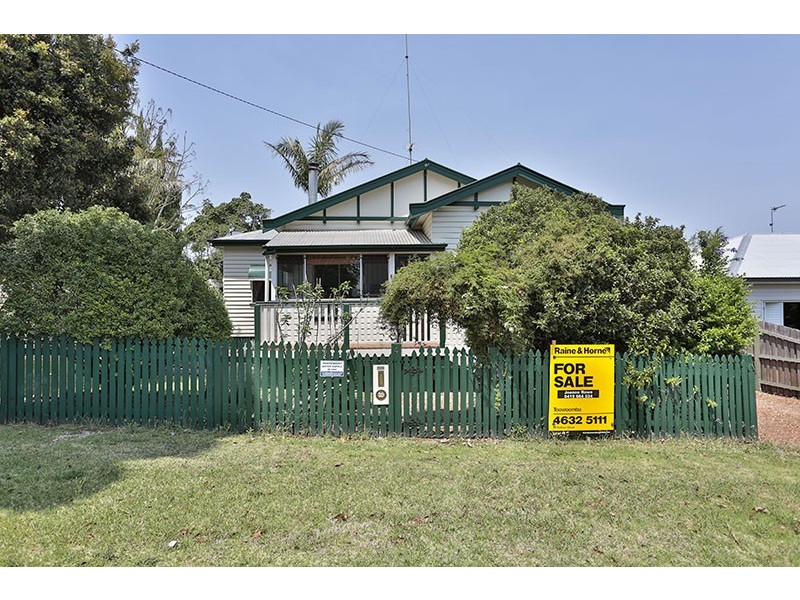 4 George Street, East Toowoomba QLD 4350