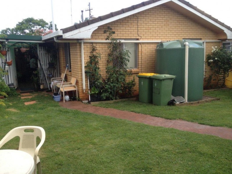 5 Sampson Street, Wilsonton QLD 4350