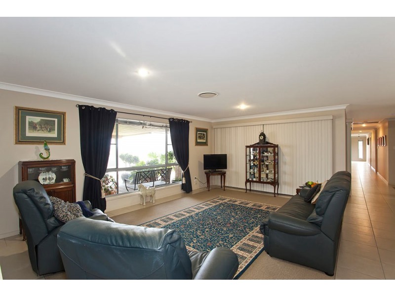 32 Bunya View Drive, Highfields QLD 4352