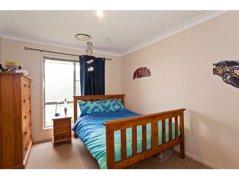 32 Bunya View Drive, Highfields QLD 4352