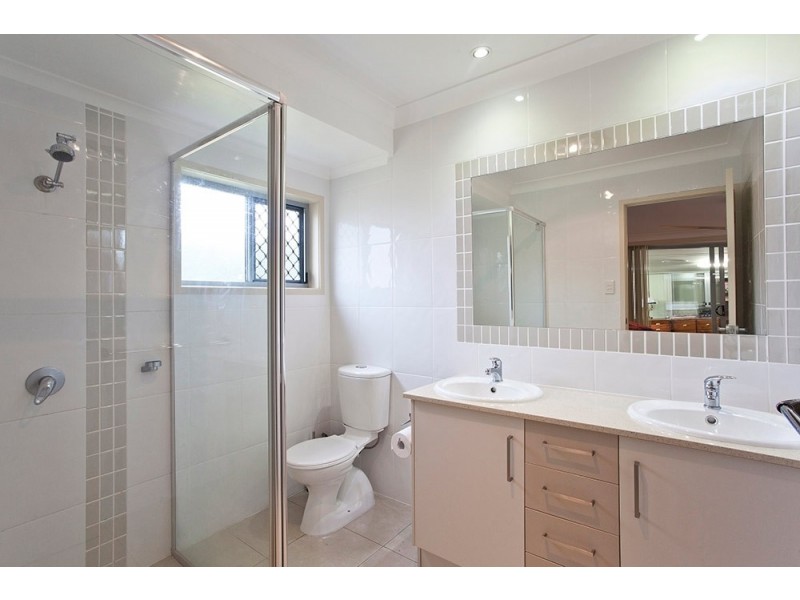 32 Bunya View Drive, Highfields QLD 4352