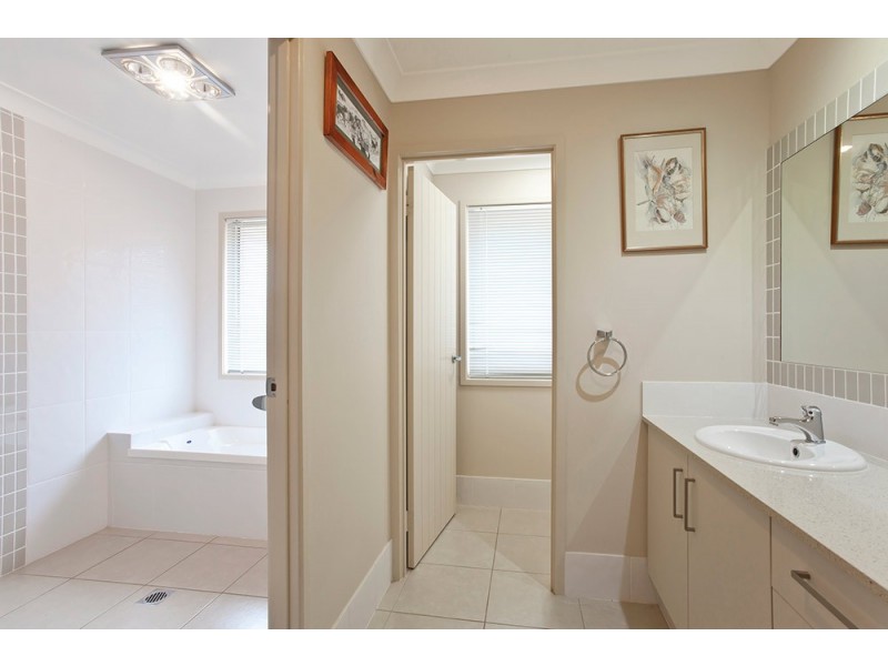 32 Bunya View Drive, Highfields QLD 4352