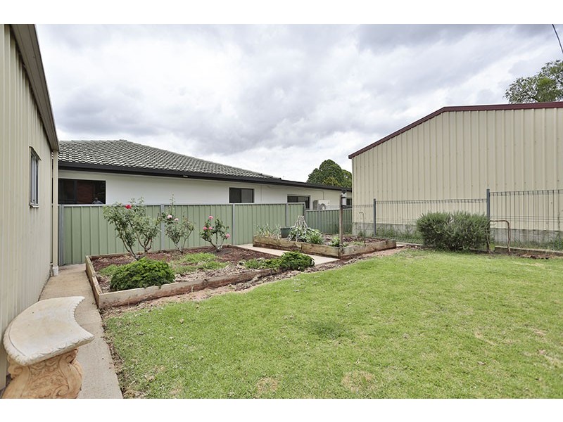 13 Loveday Street, Rangeville QLD 4350