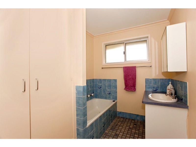 34 Seppelt Street, Wilsonton Heights QLD 4350