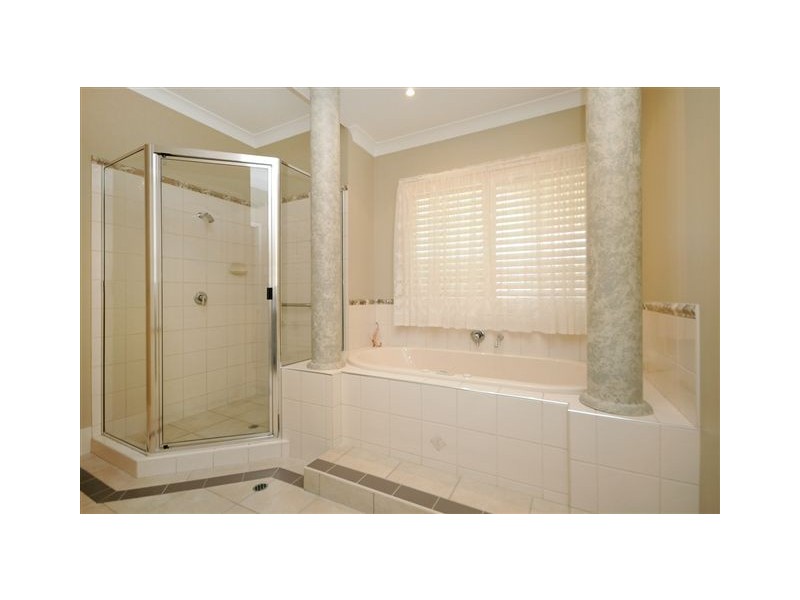 313 Ramsay Street, Middle Ridge QLD 4350