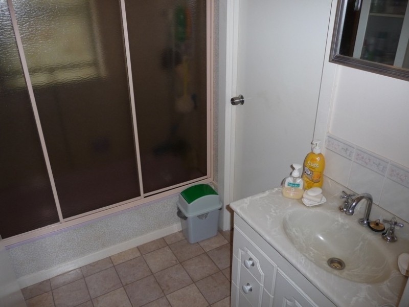 17 Llewellyn Street, Centenary Heights QLD 4350