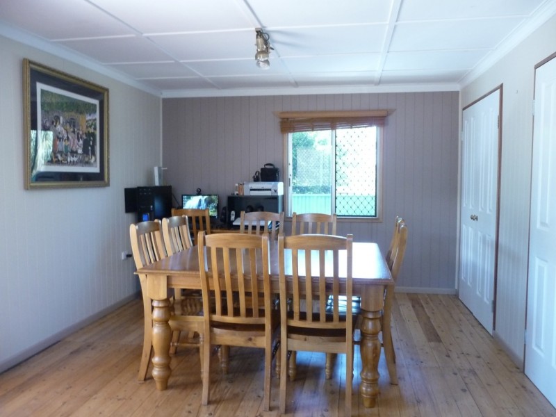 126 Stuart Street, Mount Lofty QLD 4350