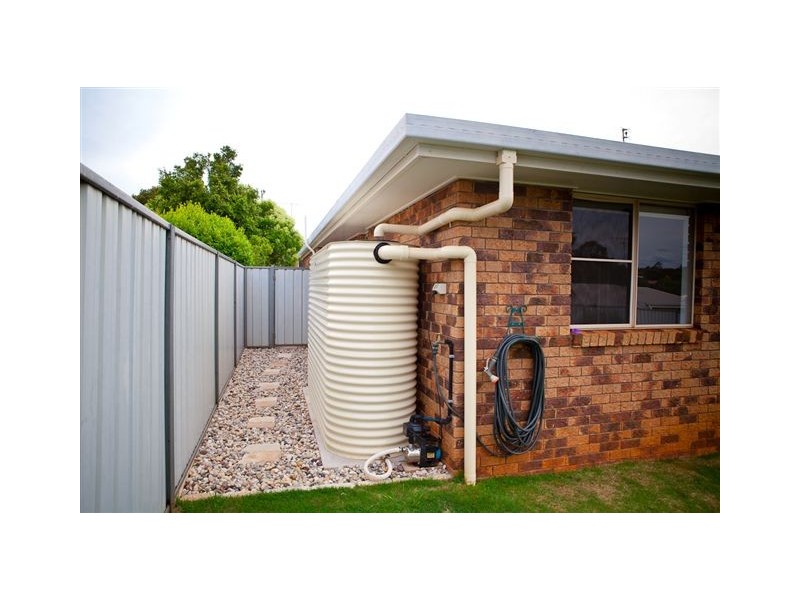 29 Lorraine Crescent, Centenary Heights QLD 4350