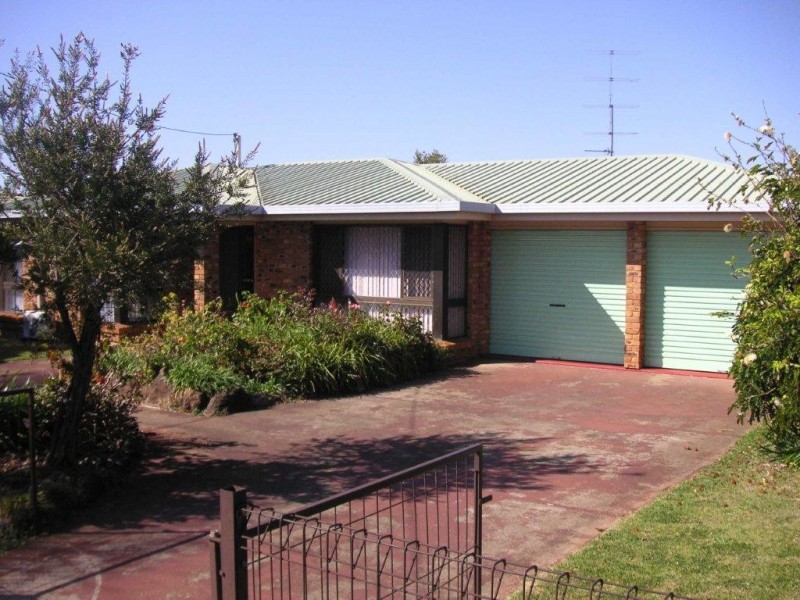 428 Stenner Street, Kearneys Spring QLD 4350