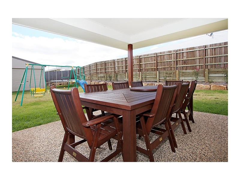 34 Sommariva Street, Westbrook QLD 4350