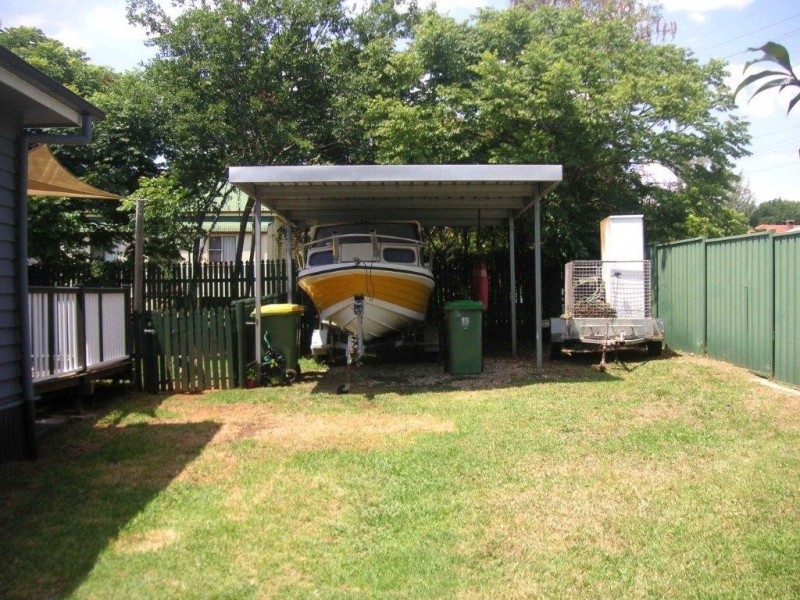 30 Ascot Street, Newtown QLD 4350