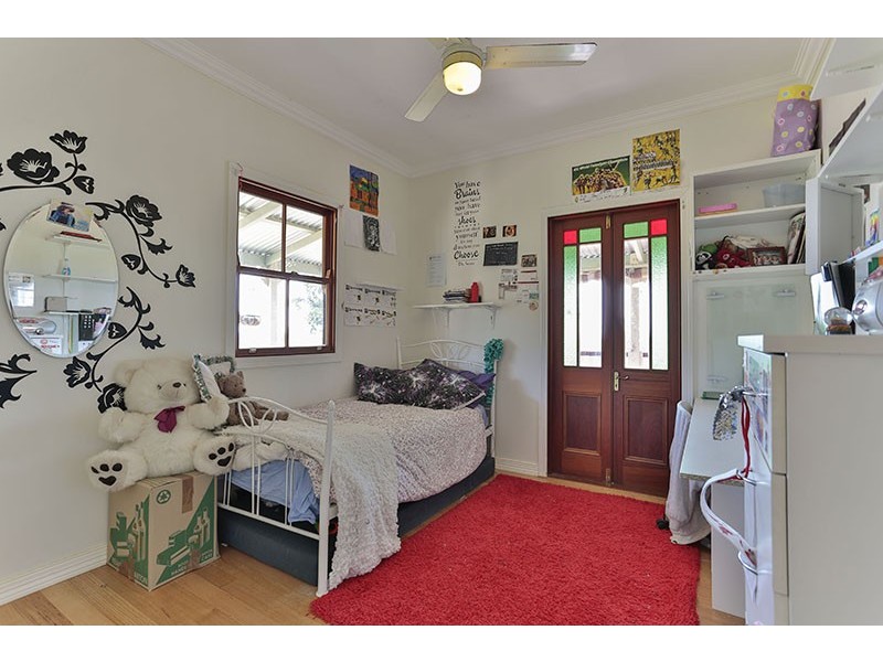 32 Goombungee Road, Kingsthorpe QLD 4400