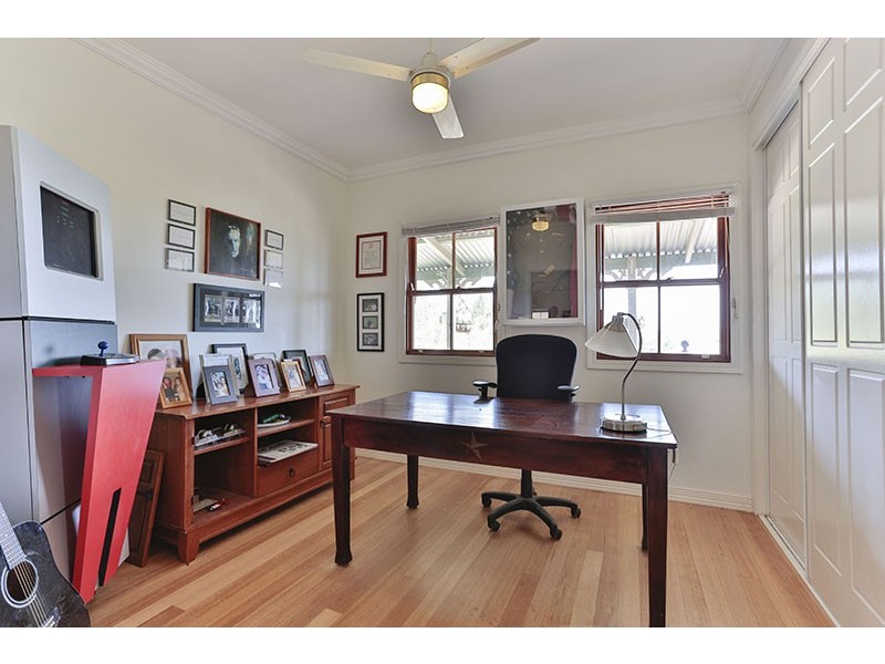 32 Goombungee Road, Kingsthorpe QLD 4400