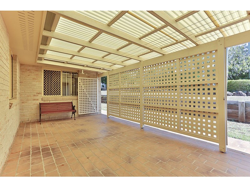 22 Harvey Road, Glenvale QLD 4350