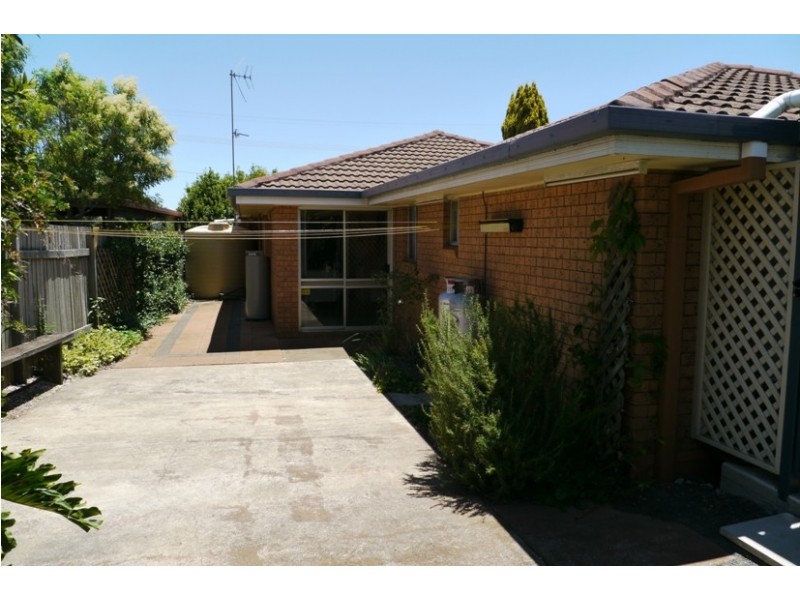 28 Matthews Street, Harristown QLD 4350