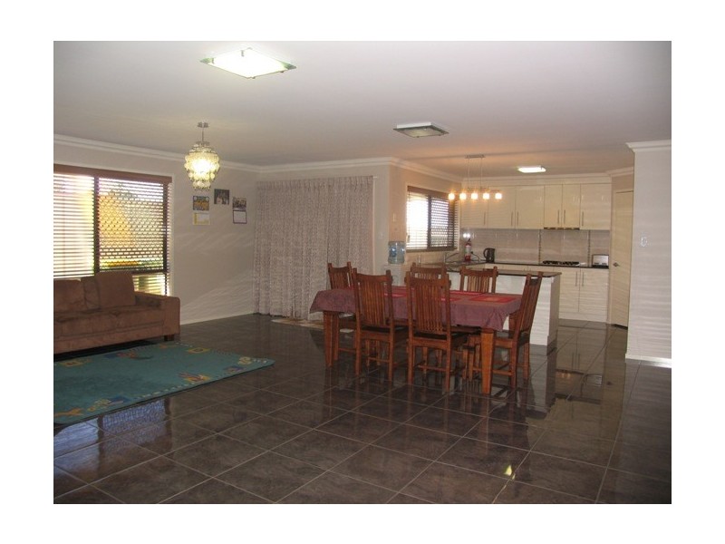 14 High Court Drive, Wilsonton Heights QLD 4350