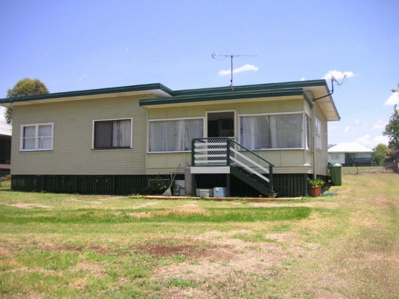 16 Elton Street, Greenmount QLD 4359