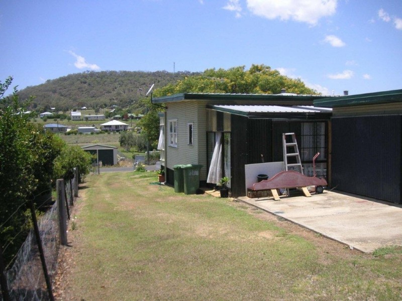 16 Elton Street, Greenmount QLD 4359