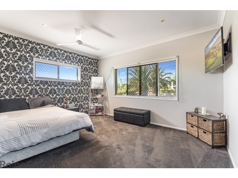1 Tarranganda Court, Glenvale QLD 4350