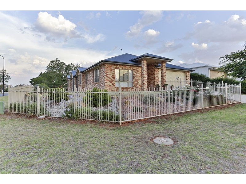 28 Collier Street, Rangeville QLD 4350