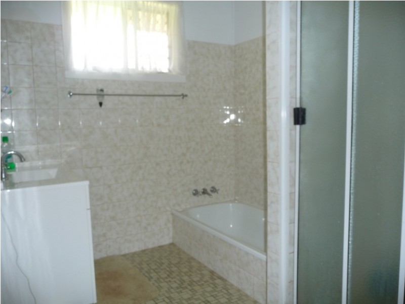 18 Gloucester Crescent, Darling Heights QLD 4350