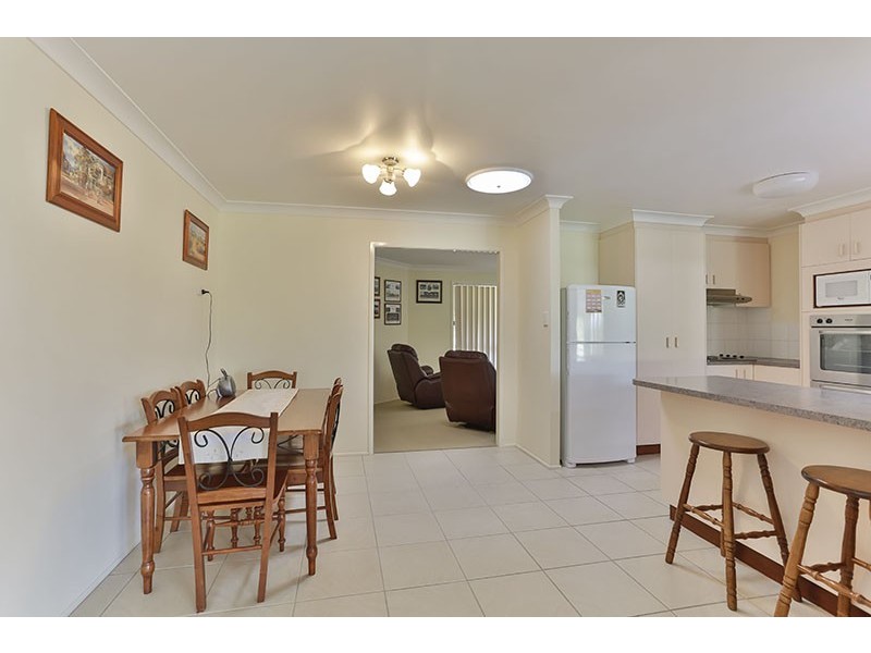 10 Windorah Close, Glenvale QLD 4350