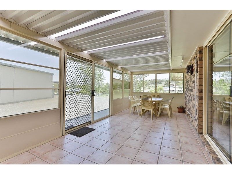 10 Windorah Close, Glenvale QLD 4350