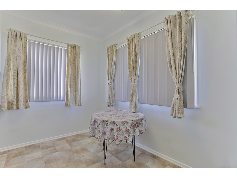 31 Welcombe Avenue, Rockville QLD 4350