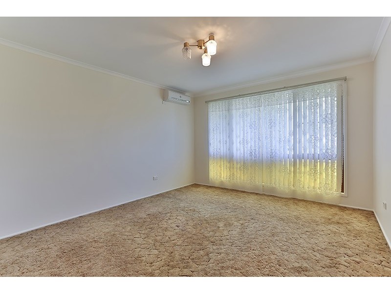 10 Wessex Street, Harristown QLD 4350