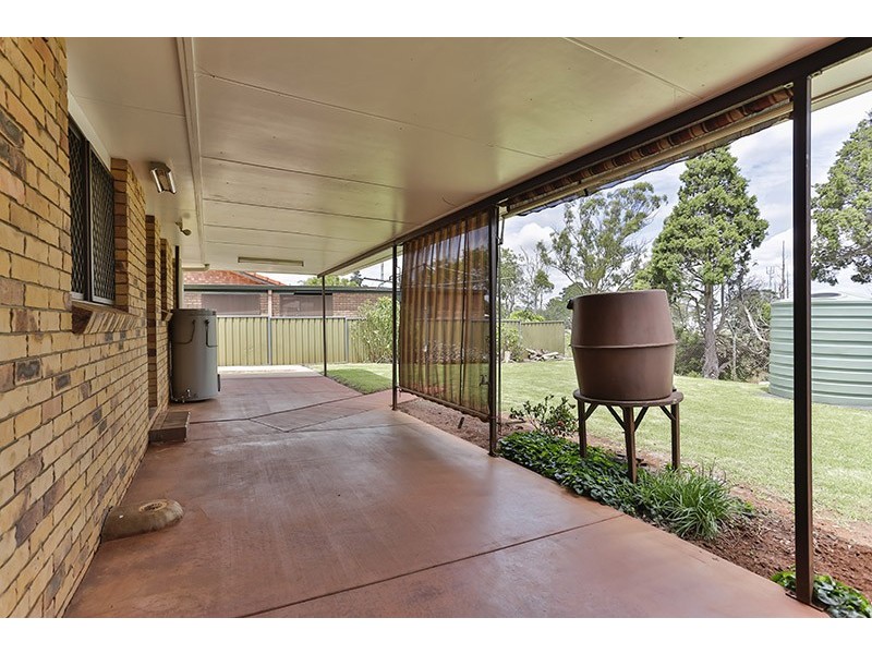 41 Arabian Street, Harristown QLD 4350