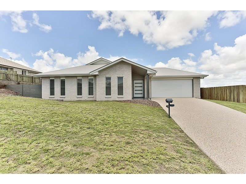 15 Rubie Court, Westbrook QLD 4350
