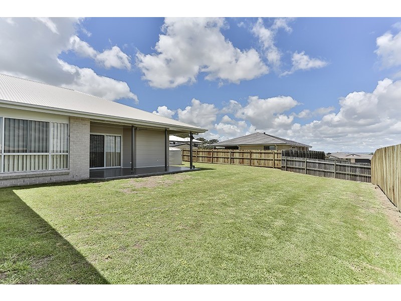 15 Rubie Court, Westbrook QLD 4350