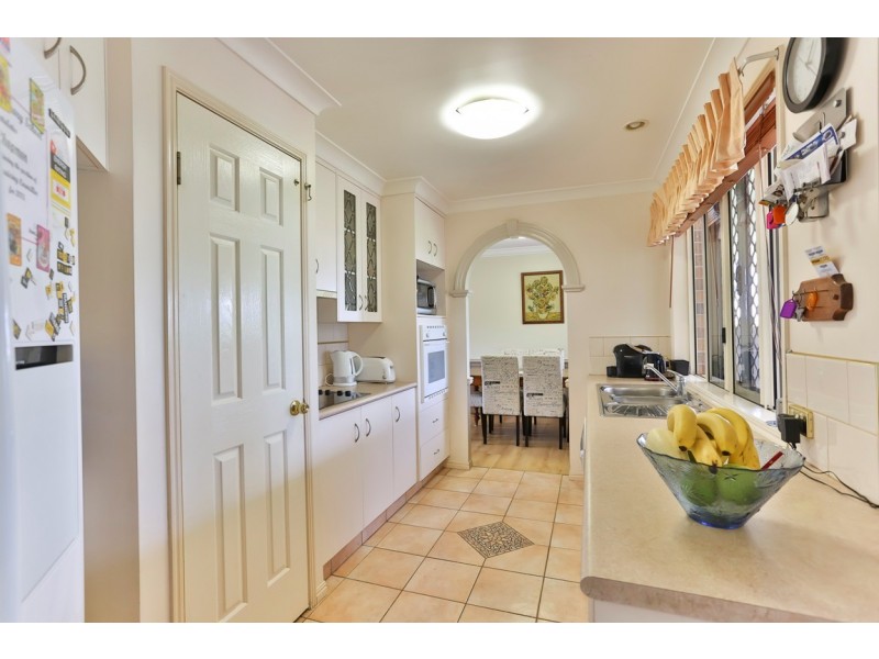 22 Degan Court, Middle Ridge QLD 4350
